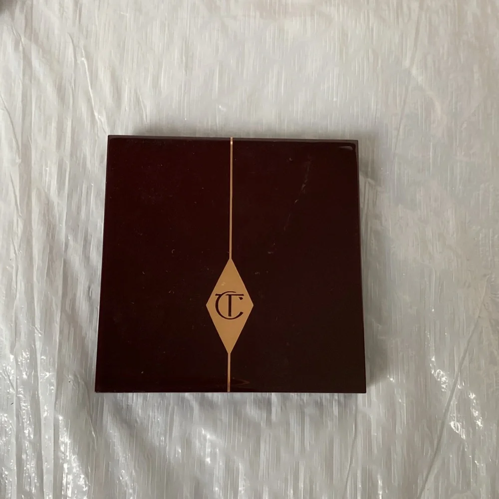 Charlotte Tilbury Luxury Eyeshadow Palette - Pillow Talk Collection Quad